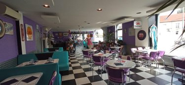 Fonds et murs commerciaux a vendre Langres 52200 Haute-Marne 100 m2  441500 euros