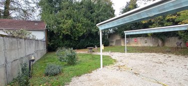 Fonds et murs commerciaux a vendre Langres 52200 Haute-Marne 100 m2  441500 euros