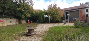Fonds et murs commerciaux a vendre Langres 52200 Haute-Marne 100 m2  441500 euros