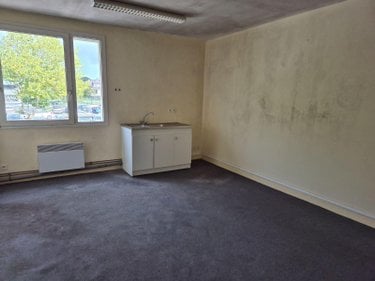 Immeuble a vendre Saint-Pol-de-Léon 29250 Finistère 157 m2  84600 euros