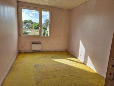 Immeuble a vendre Saint-Pol-de-Léon 29250 Finistère 157 m2  84600 euros