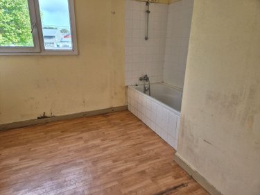 Immeuble a vendre Saint-Pol-de-Léon 29250 Finistère 157 m2  84600 euros