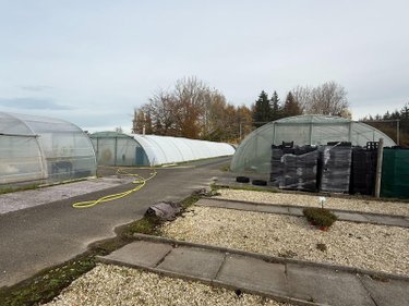 Fonds et murs commerciaux a vendre Saint-Martin-lez-Tatinghem 62500 Pas-de-Calais  466250 euros