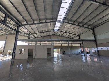 Location fonds et murs commerciaux Wormhout 59470 Nord 1800 m2  4000 euros