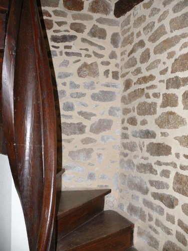 Immeuble a vendre Dinan 22100 Côtes-d'Armor 70 m2  280530 euros