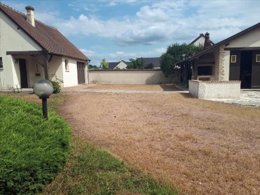 Maison a vendre Saint-Amand-Montrond 18200 Cher 173 m2 6 pièces 219736 euros