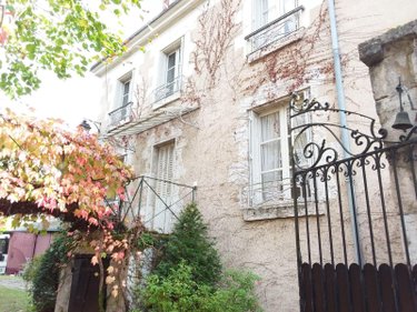 propriete a vendre Cour-Cheverny 41700 Loir-et-Cher 256 m2 11 pièces 420000 euros