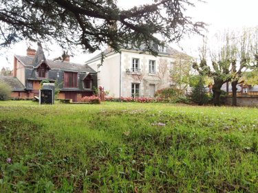 propriete a vendre Cour-Cheverny 41700 Loir-et-Cher 256 m2 11 pièces 420000 euros