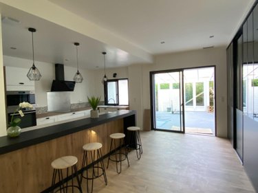 Appartement a vendre Aurillac 15000 Cantal 140 m2  366450 euros