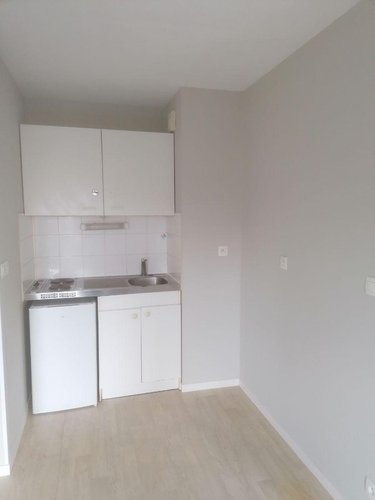 Location appartement Noyal-Châtillon-sur-Seiche 35230 Ille-et-Vilaine 27 m2  465 euros