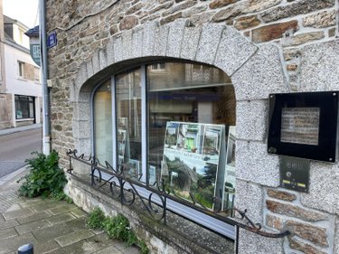 Location fonds et murs commerciaux Pont-Aven 29930 Finistère 40 m2  1300 euros