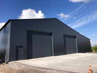 Location divers Merris 59270 Nord 1260 m2  4200 euros