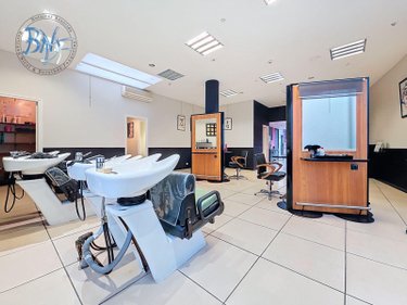 Fonds et murs commerciaux a vendre Quimper 29000 Finistère 137 m2  175000 euros