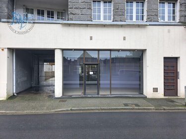 Fonds et murs commerciaux a vendre Quimper 29000 Finistère 137 m2  175000 euros