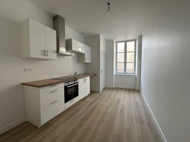 Location appartement Ussel 19200 Corrèze 110 m2 3 pièces 750 euros