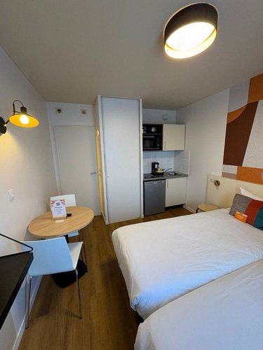 Appartement a vendre Asnières-sur-Seine 92600 Hauts-de-Seine 18 m2 1 pièce 126000 euros