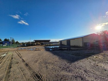 Immeuble a vendre Eyrein 19800 Corrèze 500 m2  297100 euros