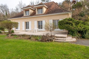 Maison a vendre Le Bugue 24260 Dordogne 122 m2  366000 euros