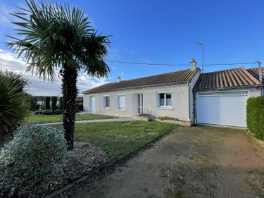 Maison a vendre Nueil-les-Aubiers 79250 Deux-Sèvres 106 m2 6 pièces 158250 euros