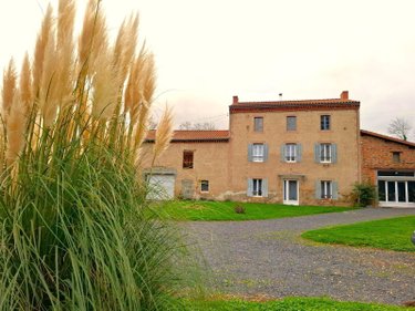 Maison a vendre Sauxillanges 63490 Puy-de-Dôme 151 m2 6 pièces 309750 euros