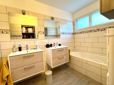 Maison a vendre Lannilis 29870 Finistère 130 m2 7 pièces 539950 euros