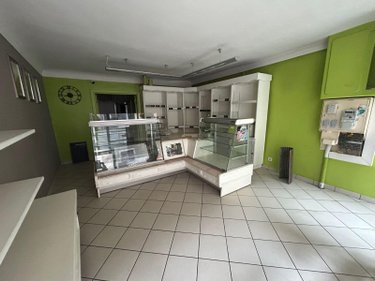 Immeuble a vendre Mauriac 15200 Cantal  84800 euros