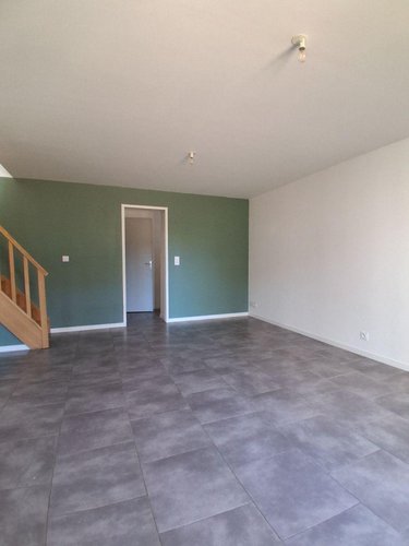 Location maison Mesnils-sur-Iton 27240 Eure 79 m2  802 euros