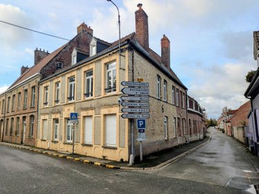 Immeuble a vendre Esquelbecq 59470 Nord 223 m2  337000 euros