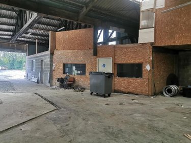 Fonds et murs commerciaux a vendre Bazouges-la-Pérouse 35560 Ille-et-Vilaine 800 m2  159000 euros