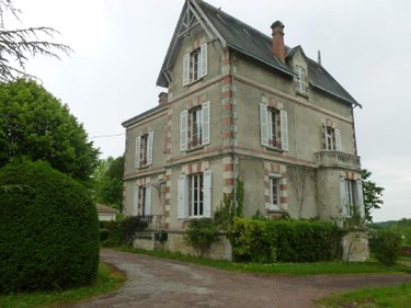 Maison a vendre Saint-Aulaye-Puymangou 24410 Dordogne 225 m2 10 pièces 328600 euros