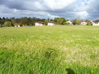 Terrain a batir a vendre Ribérac 24600 Dordogne 1107 m2  22819 euros