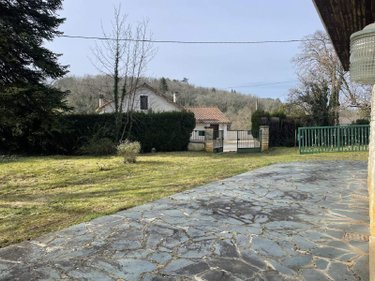 Maison a vendre Javerlhac et la Chapelle Saint Robert 24300 Dordogne 300 m2 7 pièces 254400 euros