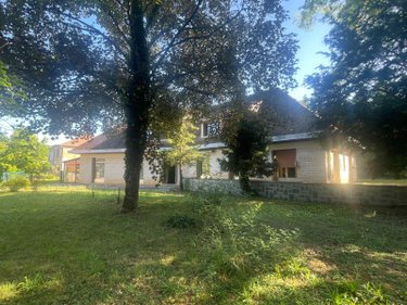 Maison a vendre Javerlhac et la Chapelle Saint Robert 24300 Dordogne 334 m2 7 pièces 197950 euros