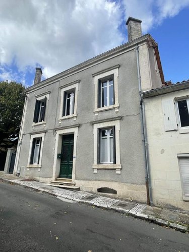 Maison a vendre Ribérac 24600 Dordogne 220 m2 6 pièces 323300 euros