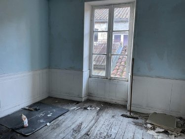 Fonds et murs commerciaux a vendre Javerlhac et la Chapelle Saint Robert 24300 Dordogne 306 m2  203300 euros