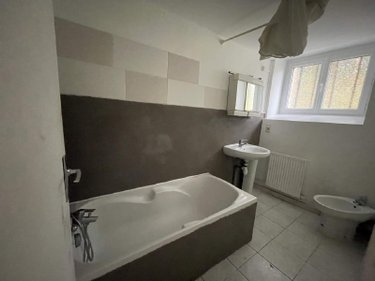 Maison a vendre Saint-Séverin 16390 Charente 116 m2 4 pièces 81000 euros