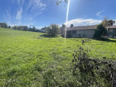 Bien agricole a vendre Ribérac 24600 Dordogne 80 m2  38000 euros