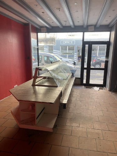 Fonds et murs commerciaux a vendre Ribérac 24600 Dordogne 93 m2  55000 euros