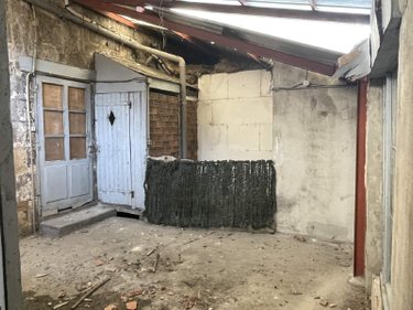 Fonds et murs commerciaux a vendre Ribérac 24600 Dordogne 93 m2  45000 euros