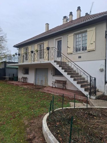 Maison a vendre Saint-Éloy-de-Gy 18110 Cher 77 m2 4 pièces 141750 euros