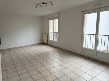 Location appartement Châlons-en-Champagne 51000 Marne 64 m2 3 pièces 520 euros