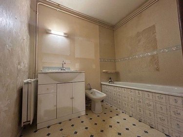 Appartement a vendre Saumur 49400 Maine-et-Loire 70 m2 4 pièces 94050 euros