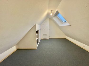 Location maison Vern-sur-Seiche 35770 Ille-et-Vilaine 162 m2 7 pièces 1250 euros