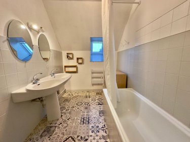 Location maison Vern-sur-Seiche 35770 Ille-et-Vilaine 162 m2 7 pièces 1250 euros