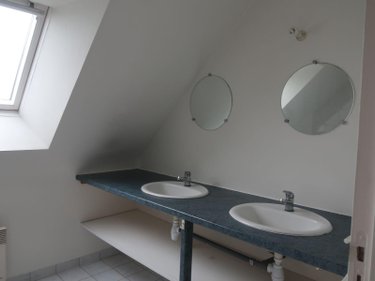 Location maison Irodouër 35850 Ille-et-Vilaine 118 m2 6 pièces 980 euros