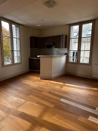 Immeuble a vendre Châtellerault 86100 Vienne 300 m2  388800 euros