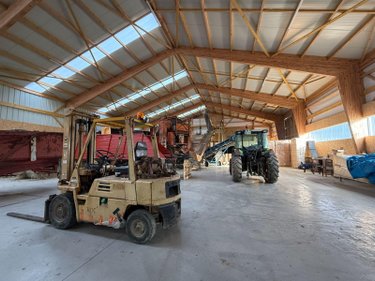 Immeuble a vendre Sercus 59173 Nord  409875 euros