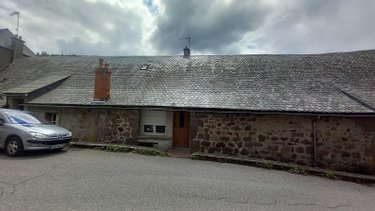 Maison a vendre Laveissière 15300 Cantal 165 m2  85000 euros