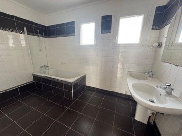 Maison a vendre Mellac 29300 Finistère 191 m2 10 pièces 312000 euros