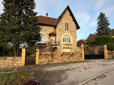 Maison a vendre Cousance 39190 Jura 169 m2 7 pièces 289000 euros